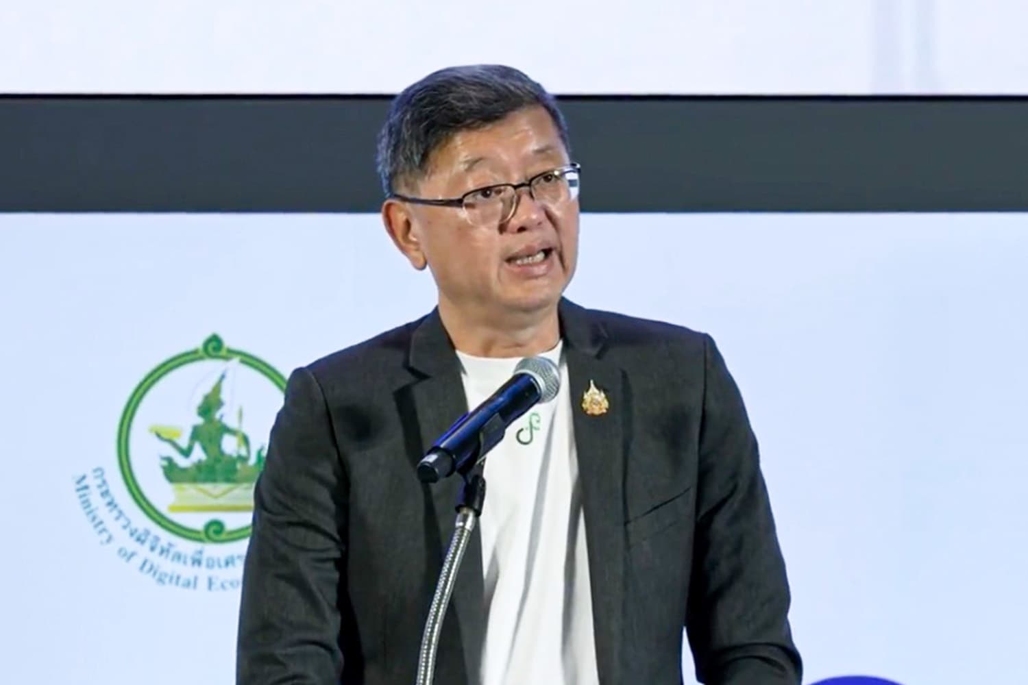 ดีอีแถลงผล AI PASS เข้าร่วม 1.57 ล้าน โทษระบบใช้ยาก โดนกล่าวหา