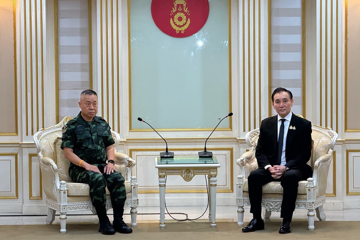 Gulf-donates-23-million-baht-help-families-brave-soldiers-SPACEBAR-Photo02.jpg