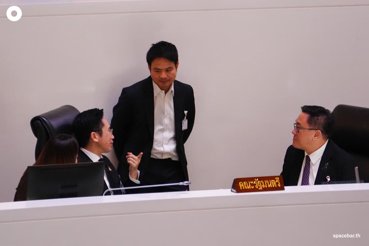 Parliment-Government-10apr2026-SPACEBAR-Photo05.jpg