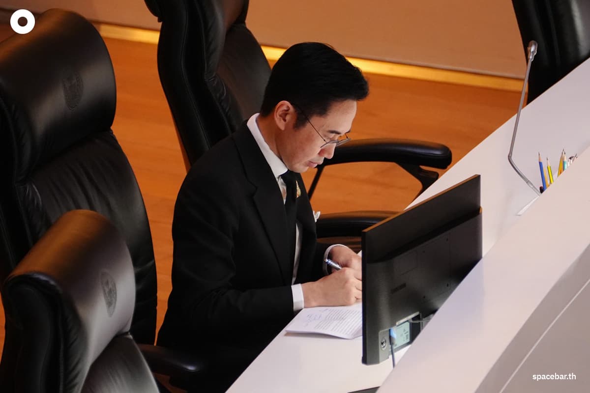 Parliment-Government-10apr26-SPACEBAR-Photo02.jpg