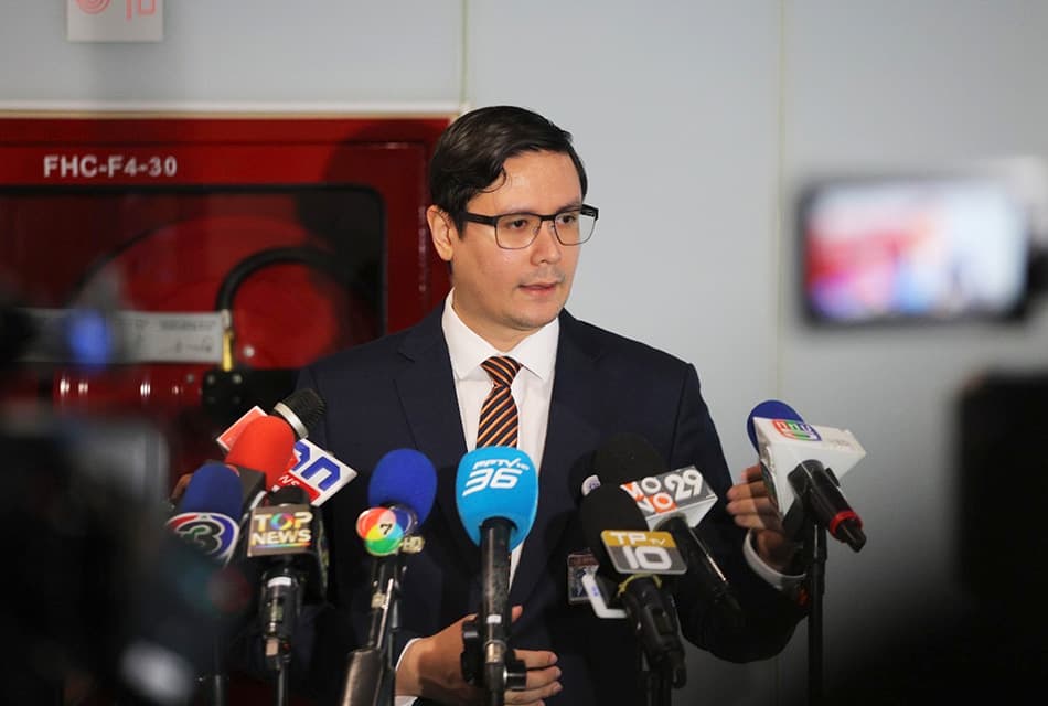'โรม' ย้ำ 'ปชน.' ไม่เคยมีเจตนาหนุนรัฐประหาร ปมให้ 'สุรพล' นั่ง 'ปธ.ยุทศาสตร์ทีมผู้ว่าฯ กทม.'