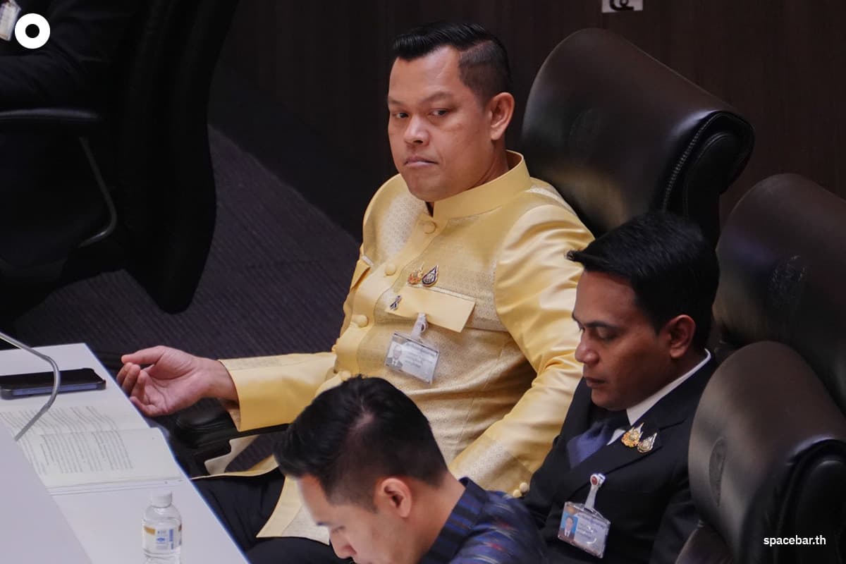 Photo-StoryAnutin-delivers-his-policy-statement-to-Parliament-SPACEBAR-Photo04.jpg