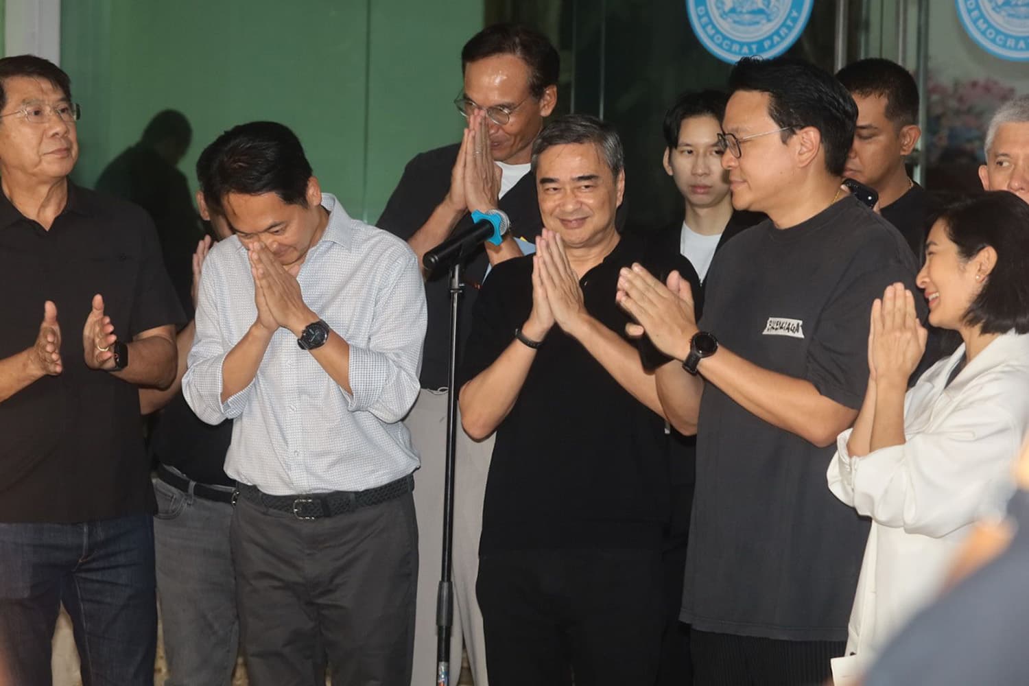 ทำเต็มที่แล้ว! ‘อภิสิทธิ์’ ขอบคุณทุกคะแนนเสียง–รับสถานการณ์เป็นรอง