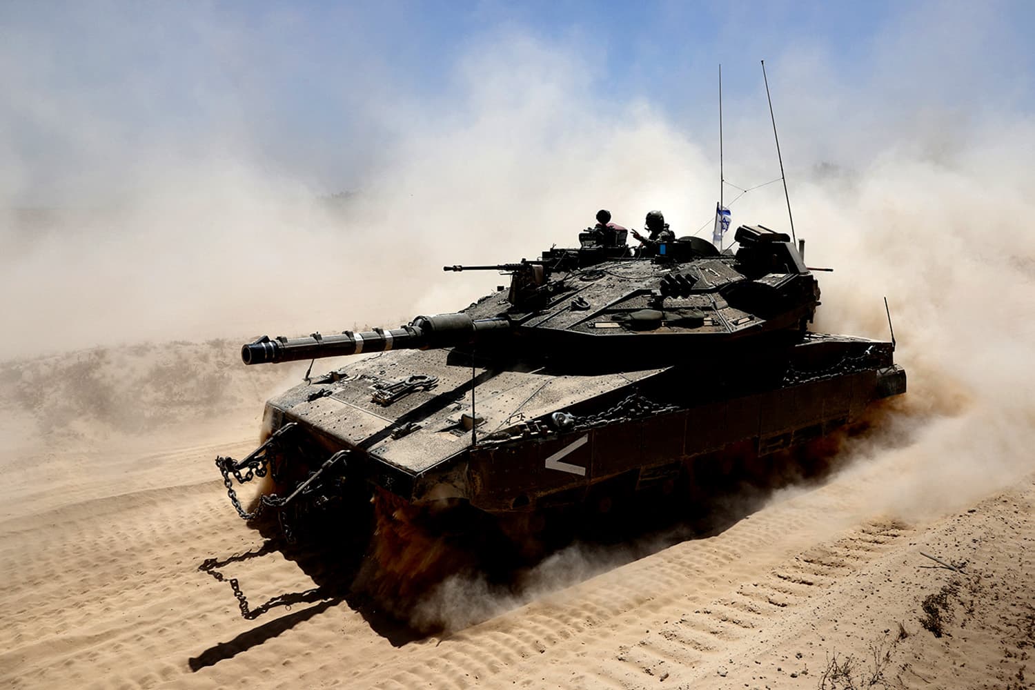how-do-military-powers-of-iran-and-israel-compare-SPACEBAR-Hero-1.jpg