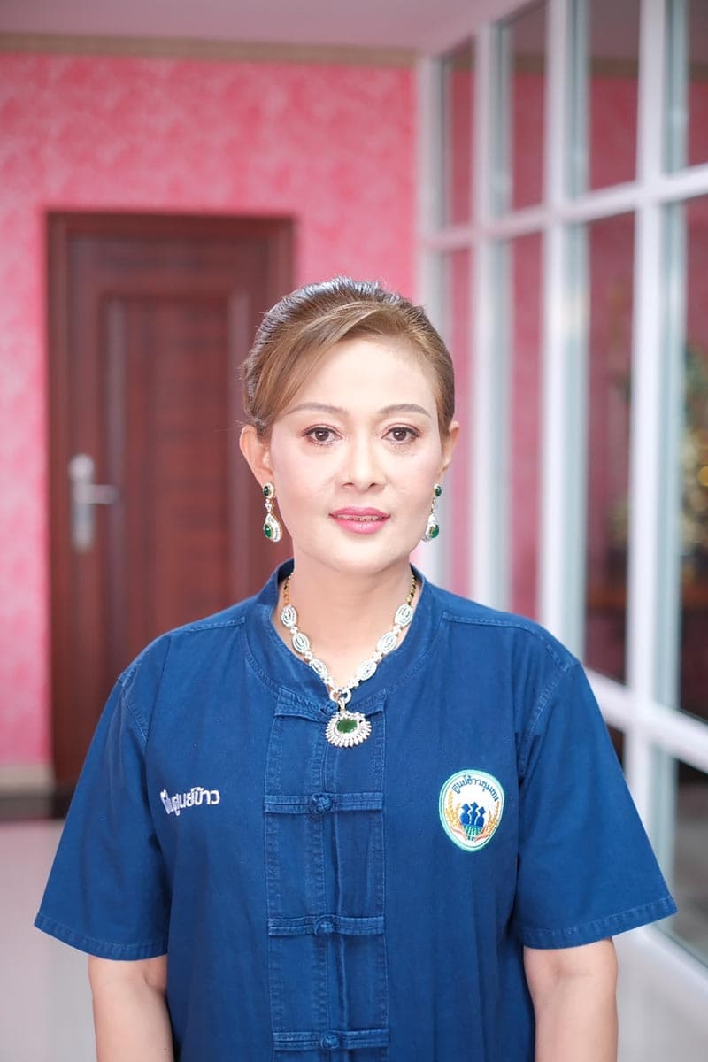 luk_chaona_farm_lop_buri_rice_thailand_SPACEBAR_Photo_V01_3ab4e0d603.jpg