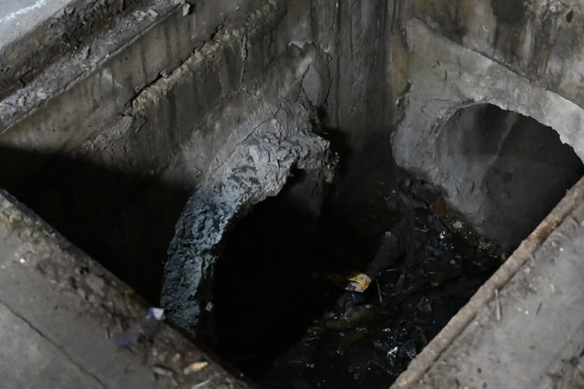 Bangkok-authorities-are-searching-for-the-oil-spill-site-and-preparing-to-mitigate-the-impact-SPACEBAR-Photo02.jpg
