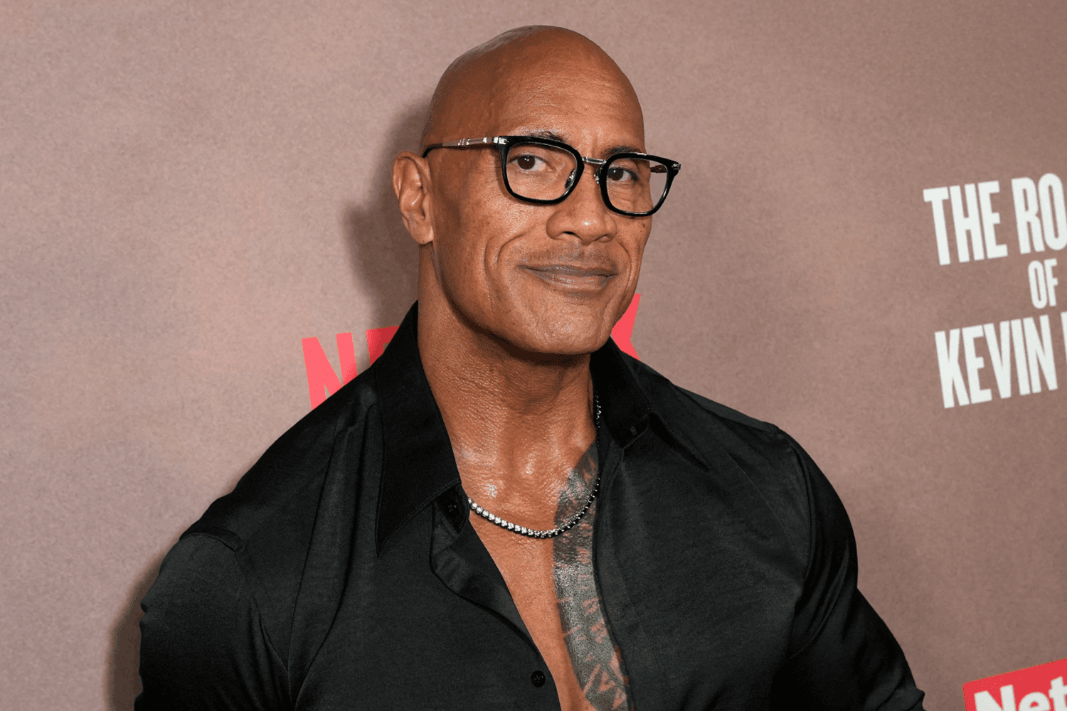 Dwayne Johnson ถูกวิจารณ์ยับว่าเป็น ‘คนขี้ขลาด’ เพราะนิ่งเฉยเรื่องการเมือง