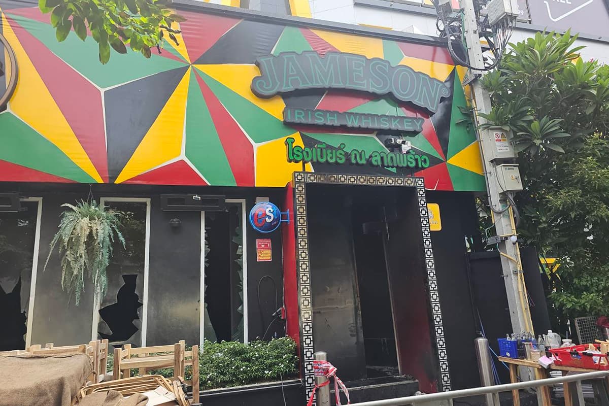 Fire-breaks-out-at-a-brewery-in-the-Lat Phrao-area-Police-Chief-vows-to-hold-all-parties-accountable-SPACEBAR-Photo02.jpg