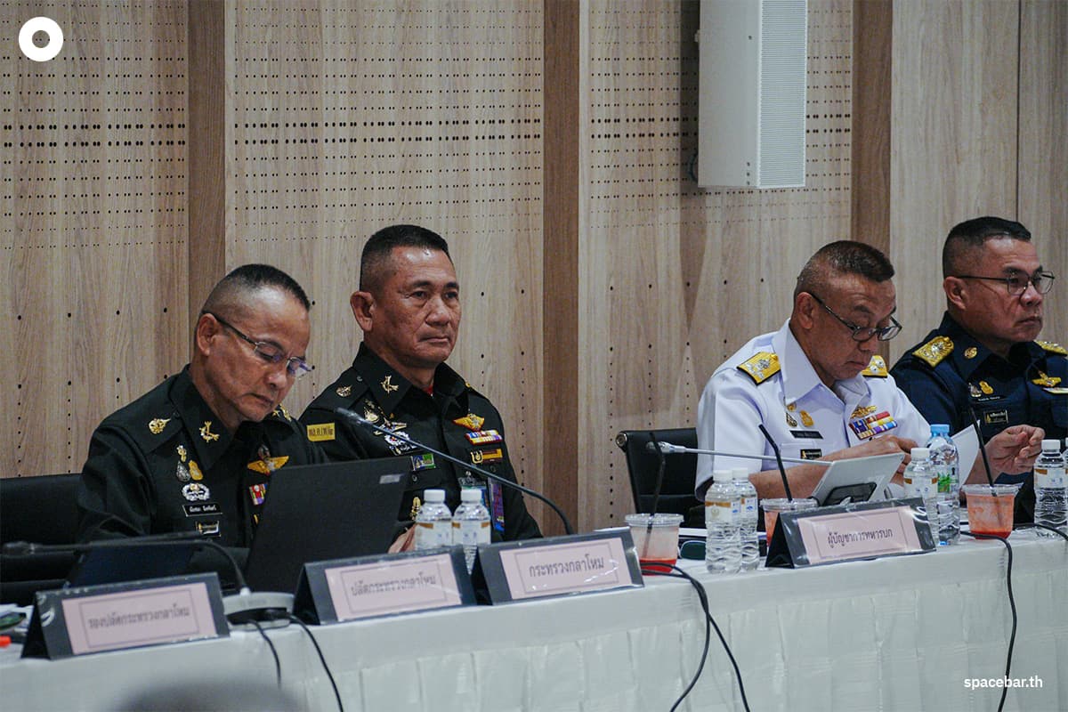 Military_Army_Commander_Move_Forward_Party_Expenditure_SPACEBAR_Photo01_4c3444e879.jpg