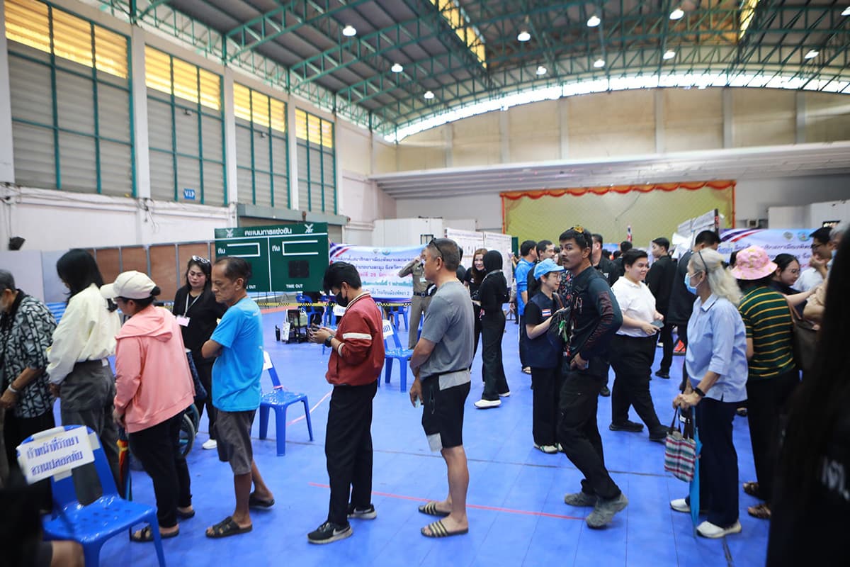 Pattaya-election-atmosphere-is-lively-People-are-gradually-casting-their-votes-SPACEBAR-Photo07.jpg