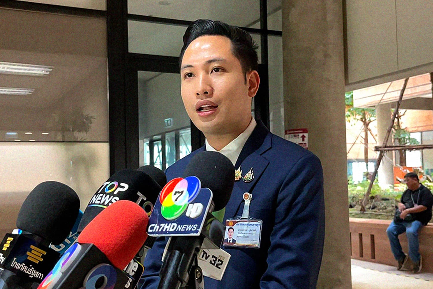 ไม่เป็นความจริง! ‘สส.ภูมิใจไทย’ โต้ปม สส.วิ่งหลายห้องรับเบี้ยประชุมฉ่ำ-ยันเบิกได้แค่ 2 ครั้งต่อวัน