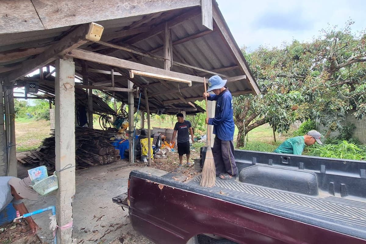 Warning-signs-of-a-Super El Nino-are-affecting-longan-orchard-farmers-SPACEBAR-Photo05.jpg