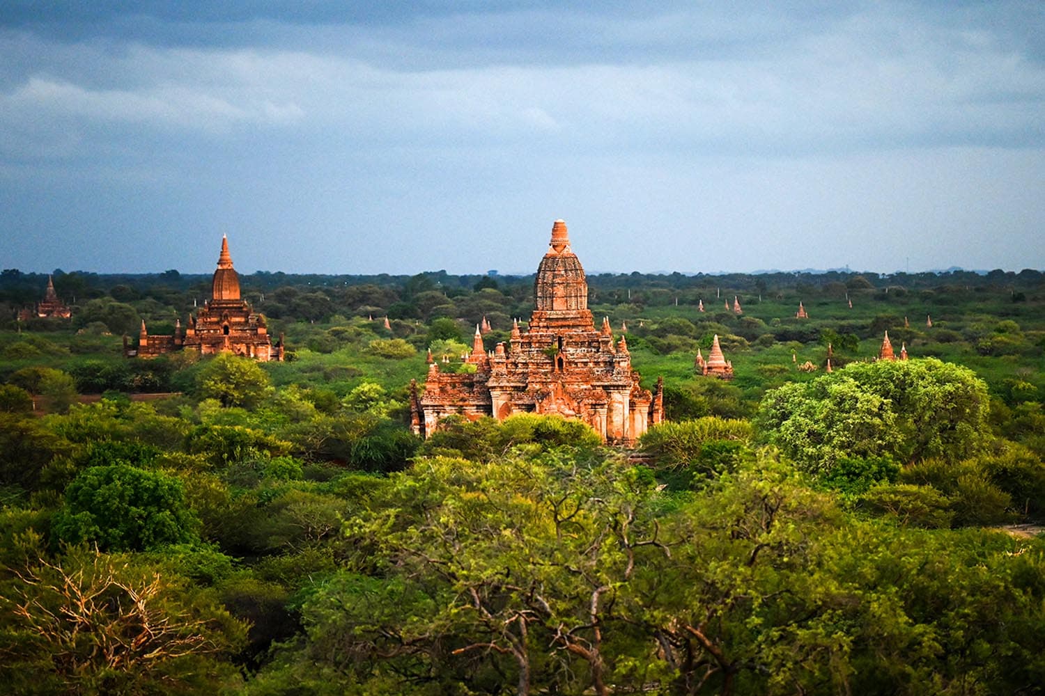 bagan_myanmar_temple_city_pines_for_tourists_as_conflict_rages_SPACEBAR_Hero_6be0d124ba.jpg