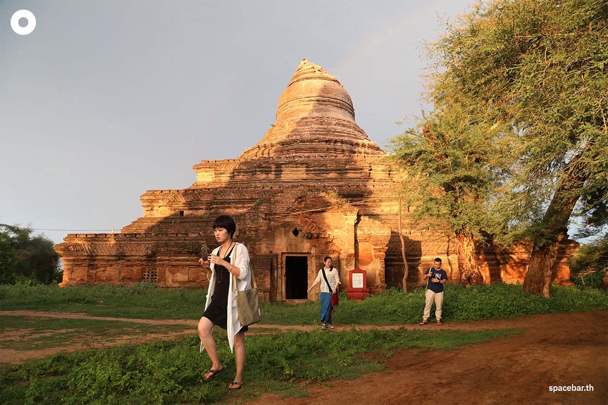 bagan_myanmar_temple_city_pines_for_tourists_as_conflict_rages_SPACEBAR_Photo02_901c5968ab.jpg