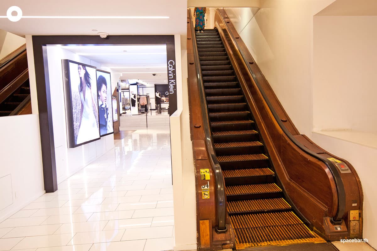 fact_about_escalator_around_the_world_SPACEBAR_Photo03_36cd8bde88.jpeg