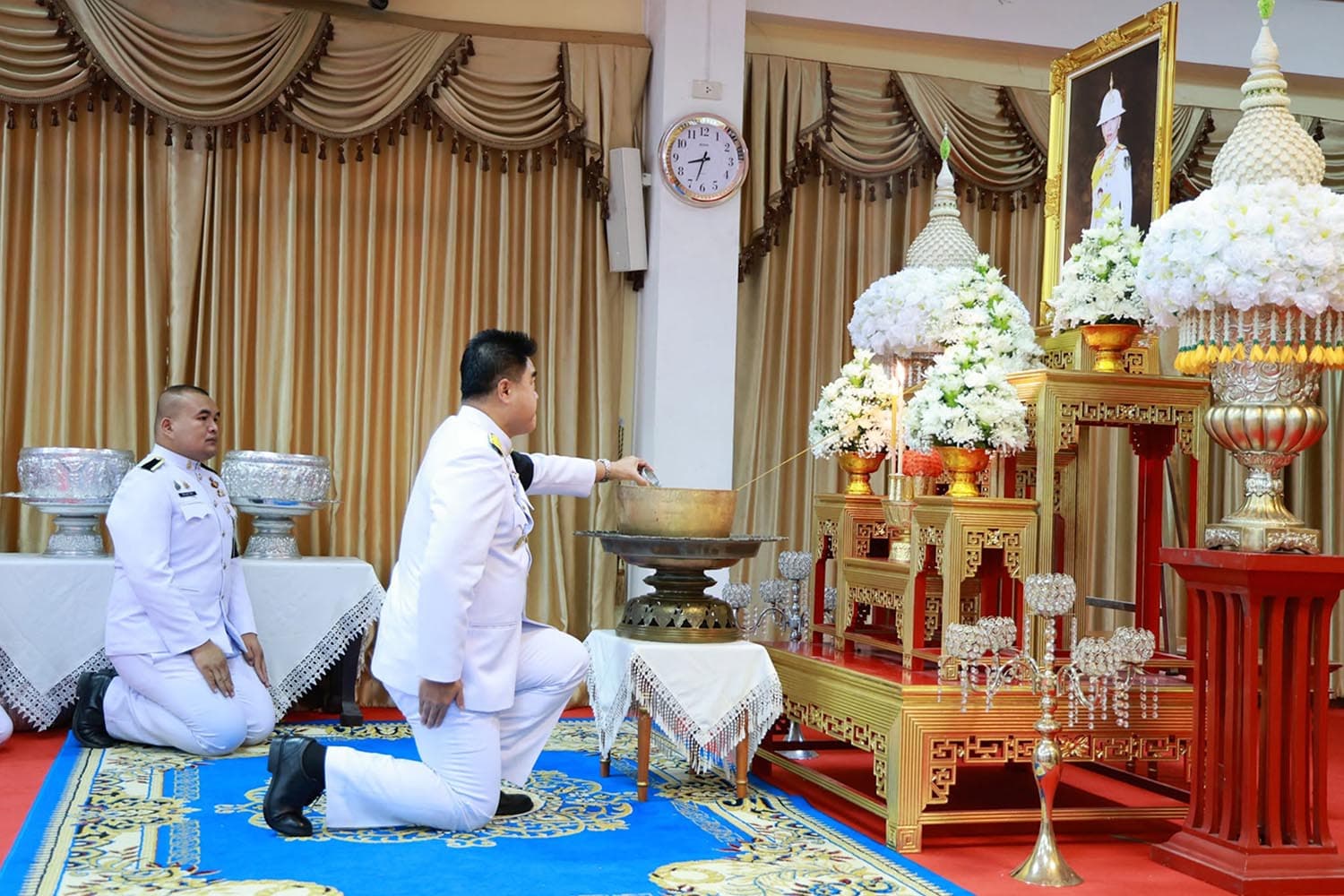 ทั่วประเทศร่วมถวายน้ำสรงพระศพเบื้องหน้าพระรูป ‘เจ้าฟ้าพัชรกิติยาภาฯ’ น้อมรำลึกพระกรุณาธิคุณ