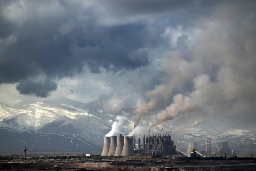 IEA เตือนการผลิตไฟฟ้าถ่านหินโลกพุ่งปี 2026 หลังสงครามตะวันออกกลางปิดช่องแคบฮอร์มุซ