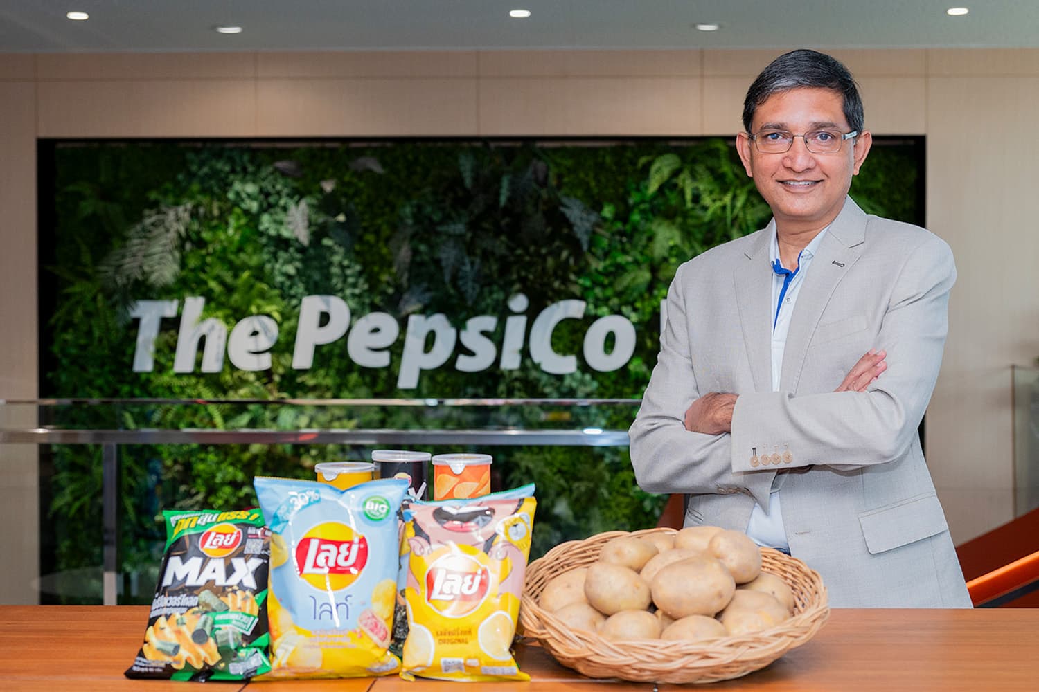 pepsi_co_potato_lay_farmer_economy_thailand_climate_change_SPACEBAR_Hero_f71f0807ed.jpg