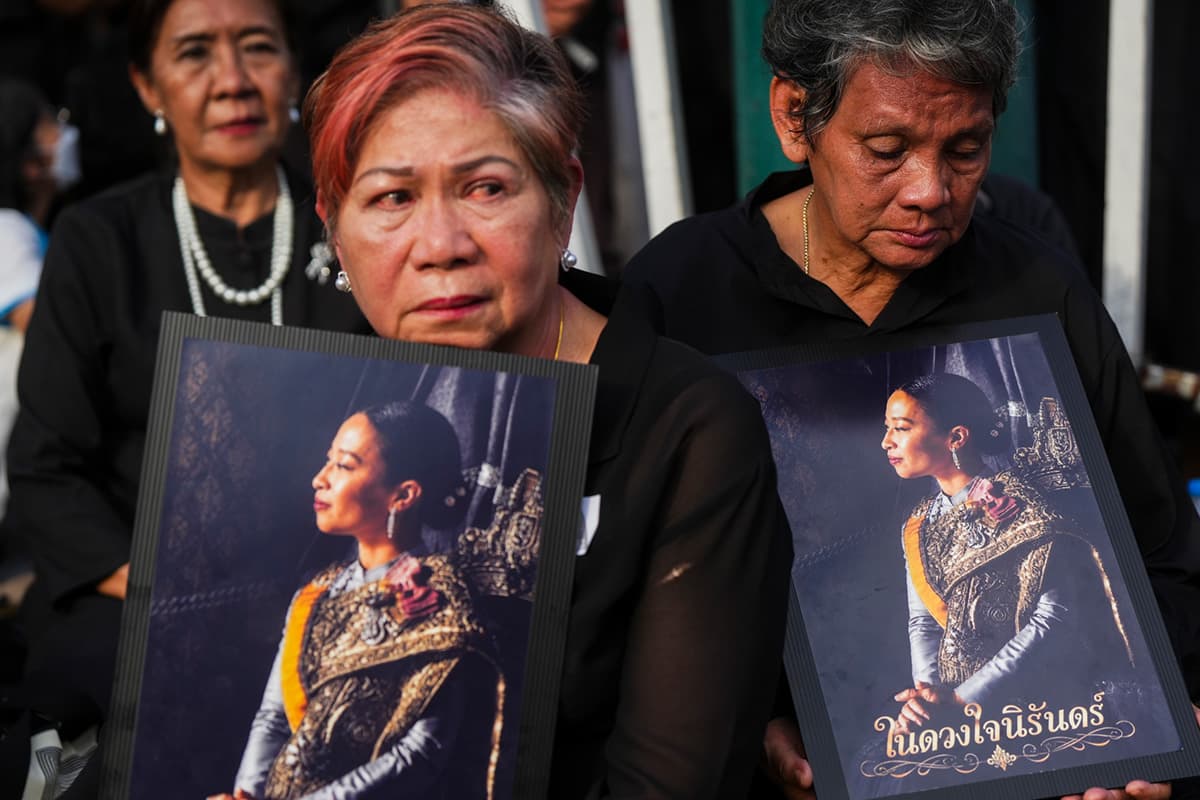PhotoStory-บรรยากาศพิธีเคลื่อนพระศพ ‘เจ้าฟ้าพัชรกิติยาภาฯ’ สู่พระที่นั่งพิมานรัตยา ในพระบรมมหาราชวัง