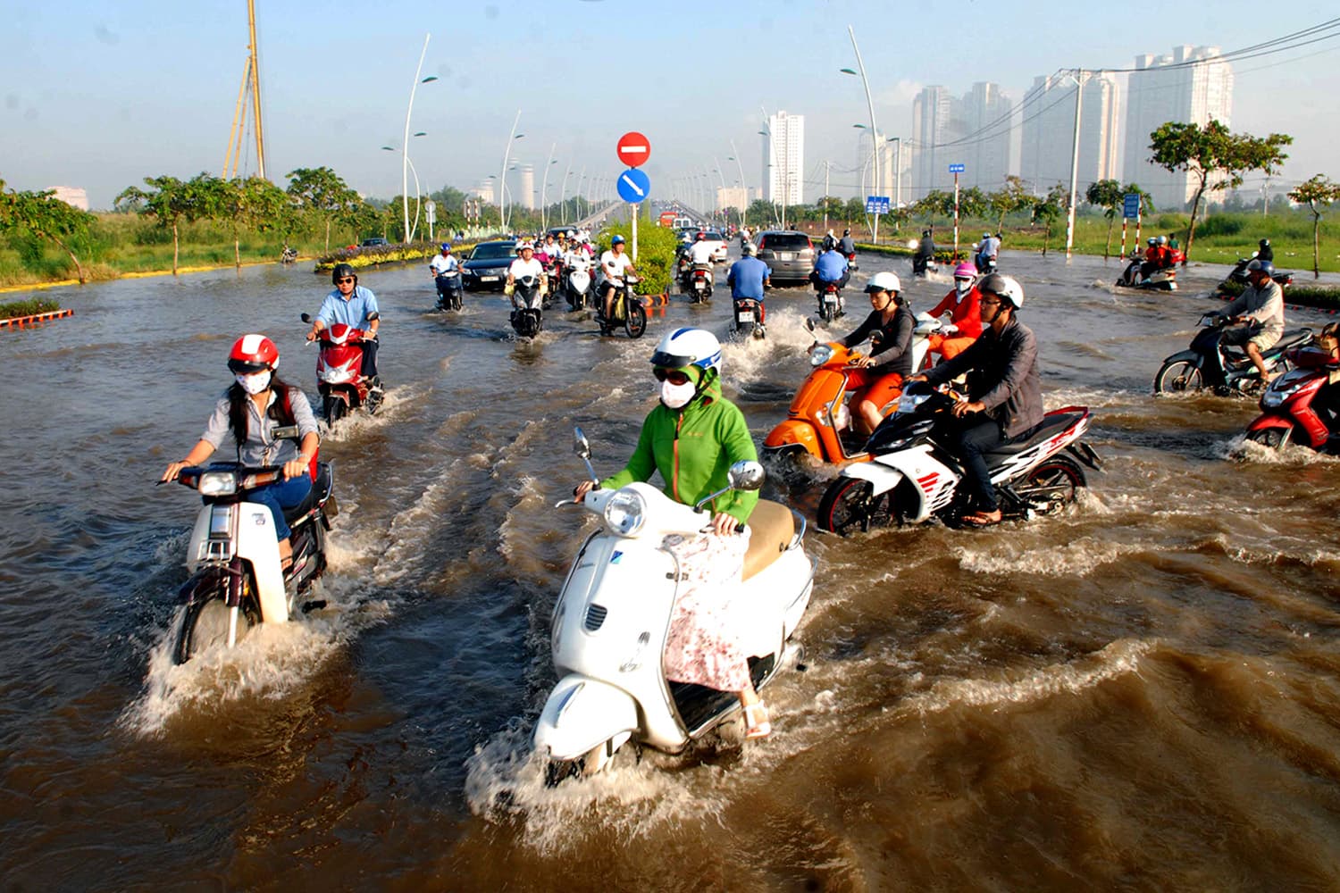 เวียดนามทุ่มงบ 1.3 หมื่นล้านดอลลาร์แก้ปัญหาน้ำท่วมนครโฮจิมินห์ซ้ำซาก