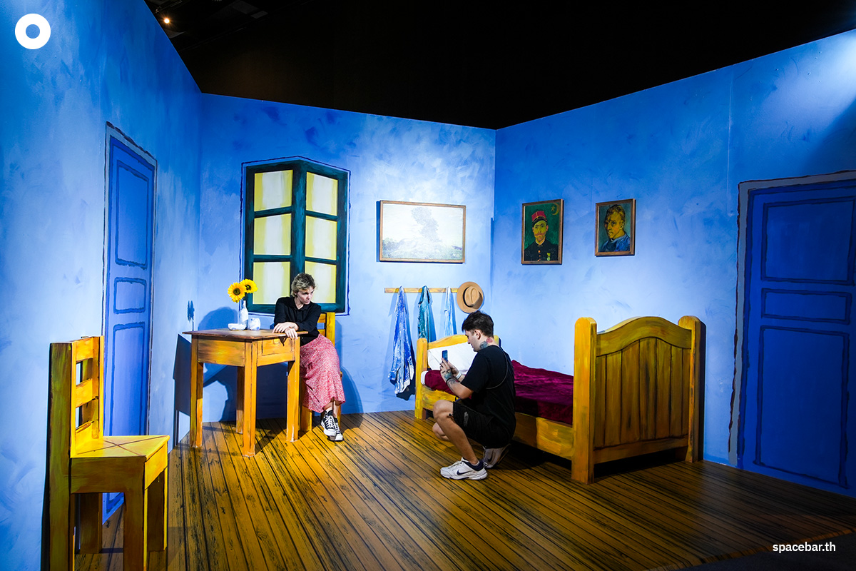 Space_Review_Van_Gogh_Alive_Bangkok_SPACEBAR_Photo01_1bc03bc61a.jpeg