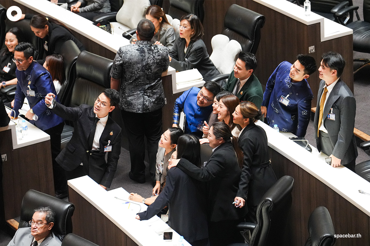 PhotoStory-บรรยากาศที่ประชุมสภาฯ วาระอภิปรายร่าง พ.ร.บ.งบประมาณรายจ่ายประจำปี 2570 วงเงิน 3.78 ล้านล้านบาท วาระแรก (วันที่ 3)